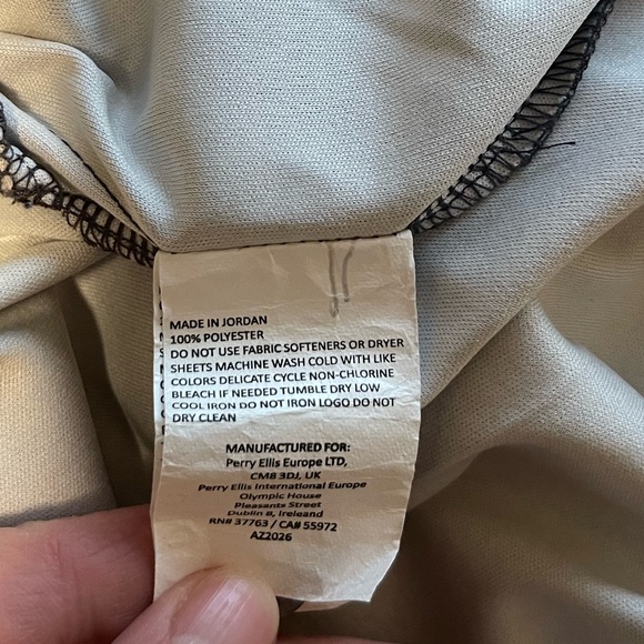 PGA TOUR Pro Series Athletic Fit Polo - Size Large - Picture 8 of 10